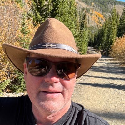 Jesus the way, the truth, the life. Saved by grace. Married, Ecumenical, Medicine, History, Science. Stay curious stay faithful.