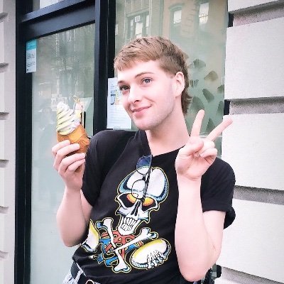 🍉🍉🍉
Just another h*rny, sad boi
Artist, gaymer, he/they, 18+
Alt account. Find me on insta @claysasserart or @pearlz_and_jocks