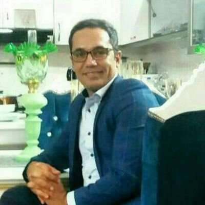 mehdibarazande3's profile picture. یه منتقد بی طرف که هردوطرف باهاش بَدَن
《 حساب قبلی هک و از دسترس خارج شد 》