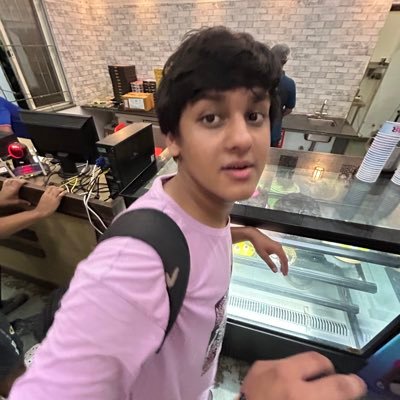 arunaav_p's profile picture. couldn’t think of a bio | BITS Pilani ‘26