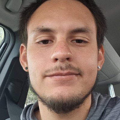 SEstifen's profile picture. 