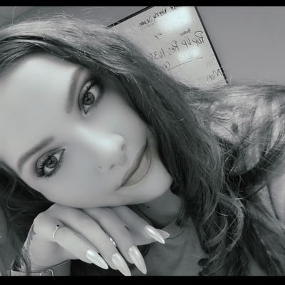 aleighacarissa's profile picture. Texas. Pisces. INFJ. Bookworm