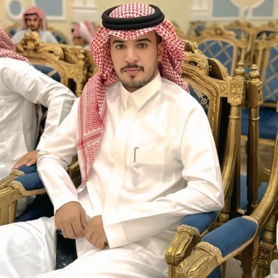 عقول الهادئين لا تهدأ .