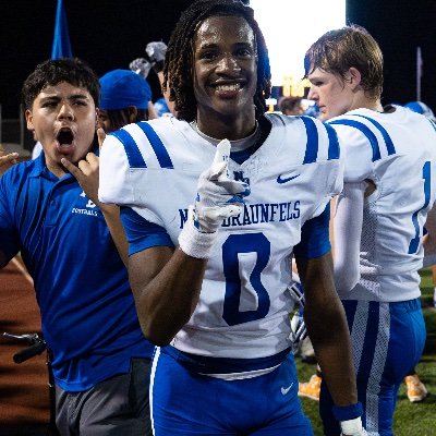 New Braunfels 26’ l ATH l 6’1 165 l 40-4.45 l vert 37’ l HC @Coach_molder l Gpa- 3.3