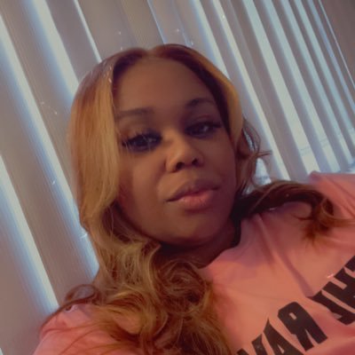 Model📸IG Influencer SelfTaught Nail Tech CEO of Snatch’Em Nails💅🏾 Snapchat 👻: BoojieNBadd Hoffman Estates📍