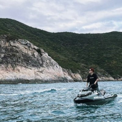 shera2b's profile picture. 