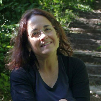 American in Hungary. Writing about the past. Author of a coming-of-age story set during the fall of the Iron Curtain. I’m here to share, talk, and dream.