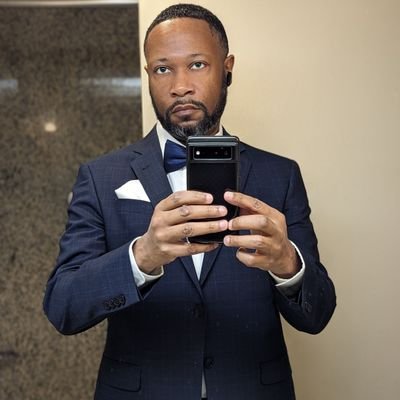 easley211's profile picture. 