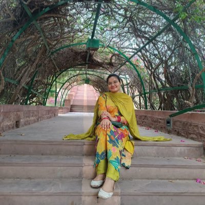 RichaNegie's profile picture. 