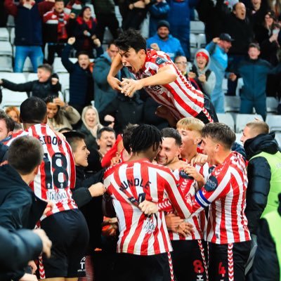 Vinlad84's profile picture. 