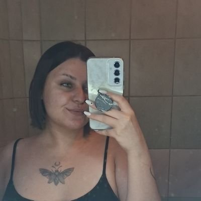 rudaa324's profile picture. 