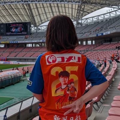 T7dme4p2UBmdfRl's profile picture. 長岡市在住そんなに若くないアルビサポ🧡💙🦢 無言フォローすみません