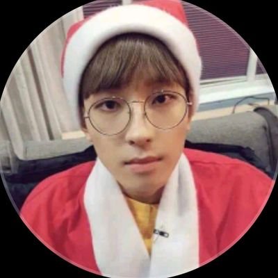 kittycoupsie's profile picture. num 1 wongyukwancoups enthusiast 🍊🍒🐶🐱