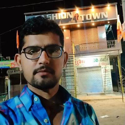 CEO&founder
fashion Town Bajju 🛍️
study point library