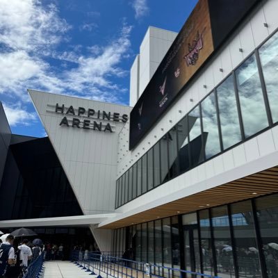 vvaren&VELCA(サッカー&バスケ)、スポーツ(日本代表)、SuperGT(モータースポーツ)、将棋(観る将)、ラーメン(食べ物)、アニメ(エンタメ)とかその他適当なことについて思った事を適当につぶやく