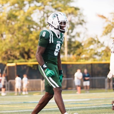 dezjones88's profile picture. class of 2025. wr @ depaul catholic. weight-187 height-6’0