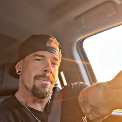 chris24779's profile picture. I'm a caring and GOD fearing man with a good heart ❤️ always be yourself 💪 and put your trust in GOD