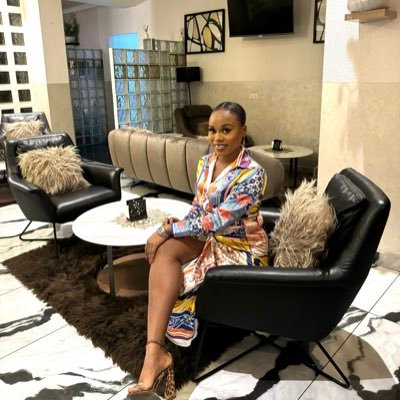 YariyaMimi's profile picture. Curious mind | Lifelong learner | Sharing thoughts on life, tech, and everything in between | Lover of good books, coffee, and deep conversations”