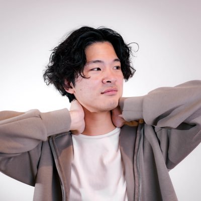 BlenderやAEで動画編集を行いながら、Webデザインやサイト制作も行っています。シンプルかつ機能的で、視覚的にも魅力的な制作を心がけています。
ツール: 𝐛𝐥𝐞𝐧𝐝𝐞𝐫/𝐀𝐄/𝐏𝐬/𝐏𝐫/𝐀𝐢/𝐖𝐨𝐫𝐝𝐏𝐫𝐞𝐬𝐬
言語: 𝐇𝐓𝐌𝐋/𝐂𝐒𝐒/𝐉𝐒