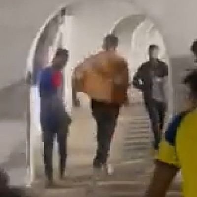 Vishnu82580209's profile picture. .