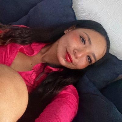 una mezcla de pensamientos contradictorios                    11:11 / 4:20 🦂
