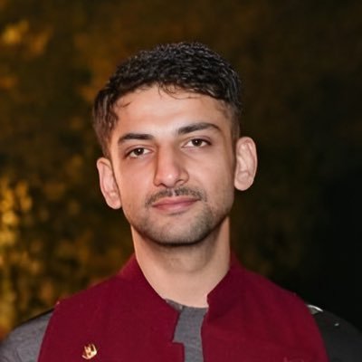 khosla_shiven's profile picture. venture capital, chess