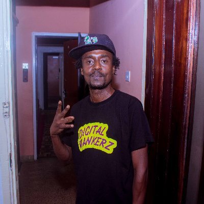 Recording & Performing Artist/
Artivist/
Graphic Designer / Song Writer
#GiftOfGab Hiphop Show on @PawaRadio
@Soulmatemuzik
#BornFree #Artivist
Nairobi, Kenya