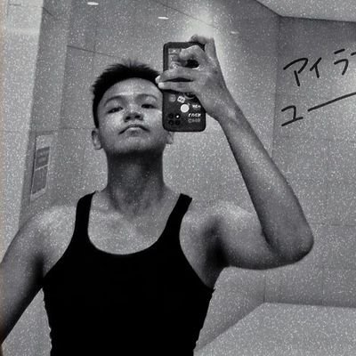 i love you but i don't know tommorow.
$ he / him. ā天使 š„