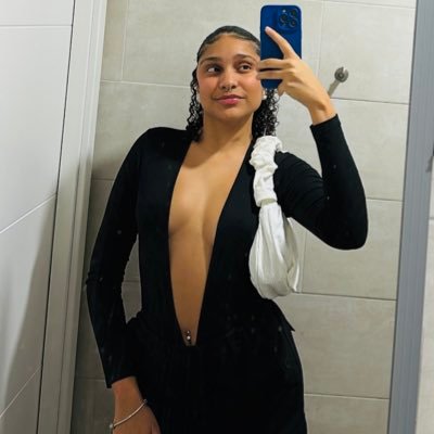 Mas sabe ki chukulati , es ka flou?🍫🤌🏻 IG: marina_guarin_14