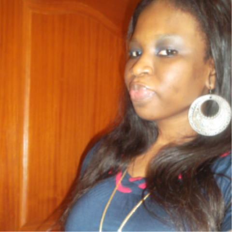 lovelyshatou's profile picture. 