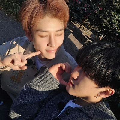 binchnsslvt's profile picture. 23 y/o ☆ nsfw