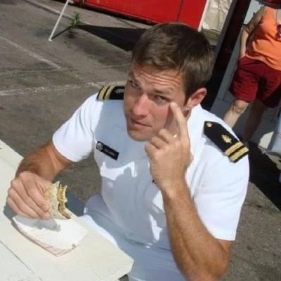 james_bren70399's profile picture. it's better to fall in originality than to succeed in imitating ♥️
I'm proud to serve ♥️