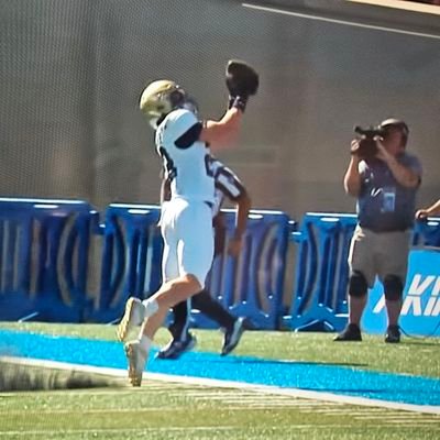 Serves and supports the United States Naval Academy Football Program and players of the past, present, and future.