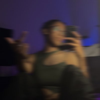 Roseiin__'s profile picture. https://t.co/JOOudB80QR