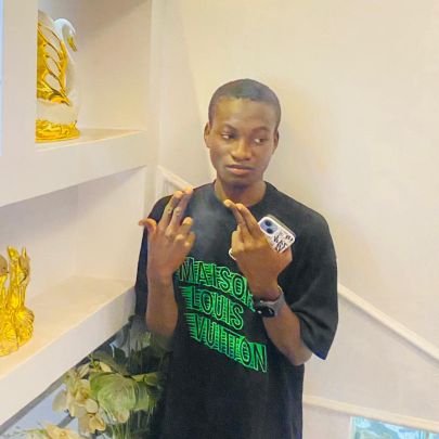 AlfaToyyib04's profile picture. 
