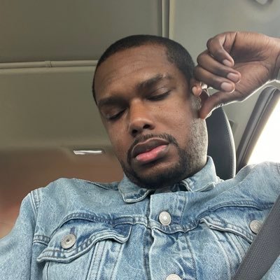 Diplomatic0914's profile picture. 