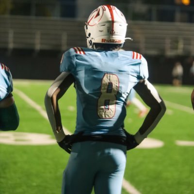 Class of ‘27🙏🏾| Kenwood Academy❤️💙 | WR/DE | 6’0 175.5lbs | Email: assignoncedric9@gmail.com | 3.4 GPA | NCAA ID#: 2402211639