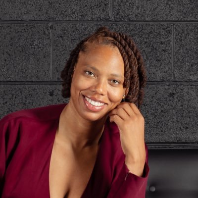 coach @umeshawkswbb • Hoya Alum • Communications Guru • Colossians 4:5-6 • Digital Strategist • I talk to strangers.