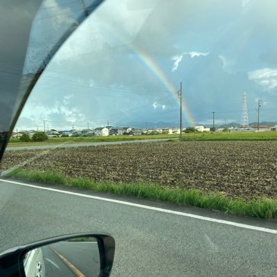 サッカー、野球好きなニ児のアラフィフパパです! 埼玉県草加市出身、三重県伊勢市住みの浦和レッズ、埼玉西武、巨人、ミスチル、ToBeContinued、髭ダン等が好きです! オススメYouTubeは「FUG」ッス! #FUGファミリー、 #近藤無線、#娘娘チャンネル #21トリソミー(#ADHD現在休職中)#国民民主党