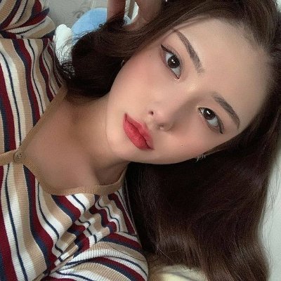 notmyteay's profile picture. In the clouds. xoxo
she/her