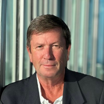 schneid93325644's profile picture. Community Connector and managing financial nest eggs for Canadians for over 40 years.