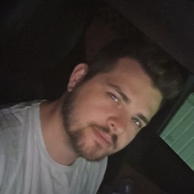 realKyle_Thomas's profile picture. 