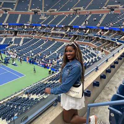 Ochuwaa's profile picture. Pray for World peace ▪️I don’t reply to DMs ✌🏾