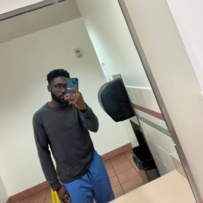 🇳🇬 full time food connoisseur & netflix binger. It’s calm still. MS2⚕️👨🏿⚕️