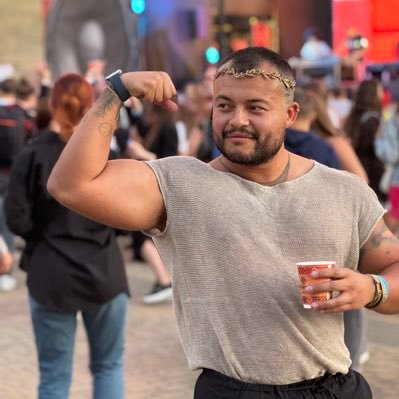 zantiagolema's profile picture. Relajado, apasionado, divertido, disfruto de la vida, y trato de aprovechar mi tiempo ya que hay poco.