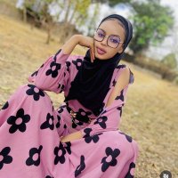 Precious Vee ❣️ (@dolphinamichael) 's Twitter Profile