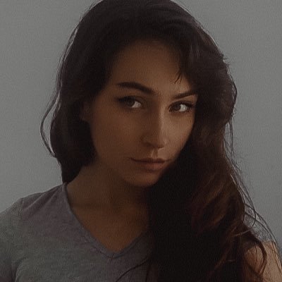 Professional Tattoo Artist @inkture | Digital Illustrator | Alienesque Brandgrower