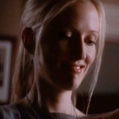 zoyasgenya's profile picture. ❝i’ve got you. i won’t let you fall.❞