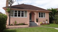 I'm interested in finding a new owner. My agent is the Professionals - Lochores Real Estate Ltd Licensed REAA 2008 Ph 0800 735546