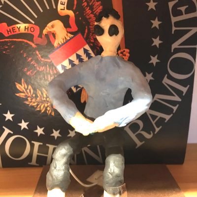 5年半のUK駐在を終えて日本に戻ってきました。これから、日本の生活を謳歌して楽しみたいと思った矢先に離婚!!新たな人生を歩み中。何とかなるかな、浮浪雲のように生きていこう!!